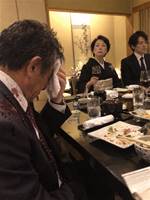 年商一兆円の父にワインをかけた婚約者