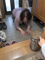 遺品を捨てられた妻✕翌朝土下座する義母