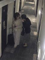 午前二時、ホテルから部屋を替われと言われた