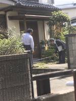 恩人の葬儀の裏で、夫は私の実家に値段をつけていた